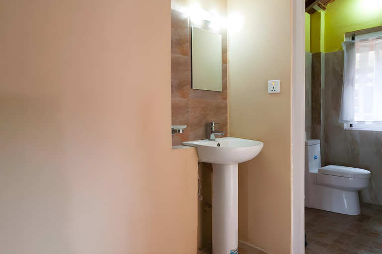 Bathroom 4, Kathmandu Cityhill Apartment, Bagmati