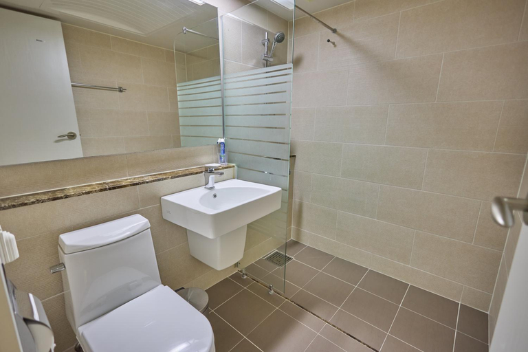 Bathroom 4, Manhae Maeul, Inje