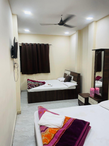 Bedroom 2, Hotel Ganesh Palace, Ujjain