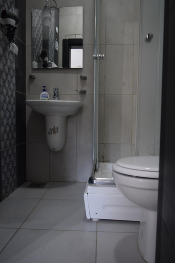 Bathroom 3, MARS OTEL, Merkez
