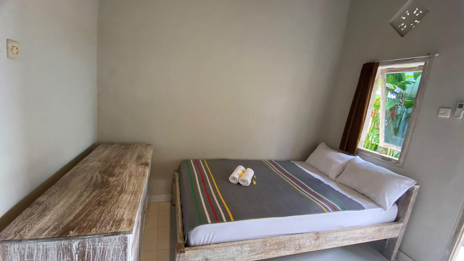 Bedroom 2, EXPRESS O 91294 Bali Surya Surfcamp, Badung