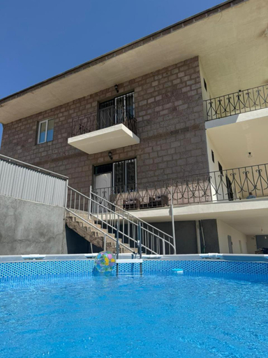 Sport & Beauty 4, Airport to Echmiadzin Guest House