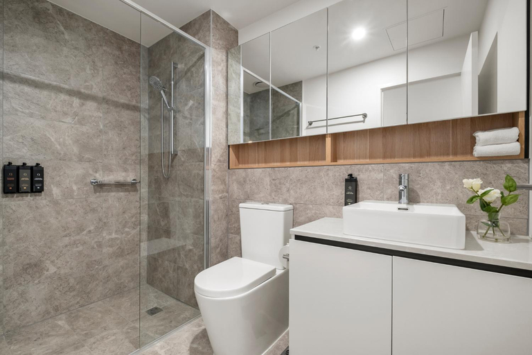 Bathroom, Hobson Apartments by Urban Rest, Melbourne