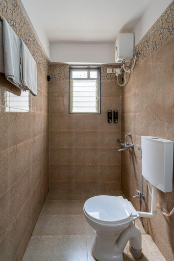 Bathroom 5, StayBird Silver Oak An Apartment Hotel, Pune