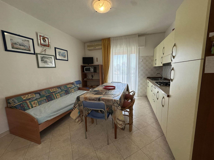 Kitchen, Seafront apartment in Bibione, Venezia
