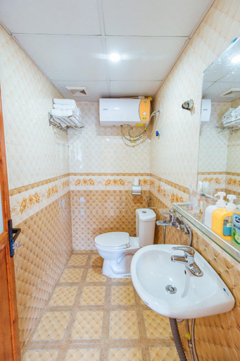 Bathroom 5, Lustig Hostel, Sa Pa