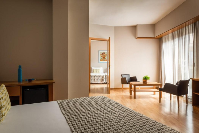Bedroom 3, ALEGRIA Plaza Paris & Spa 4 SUP, Girona
