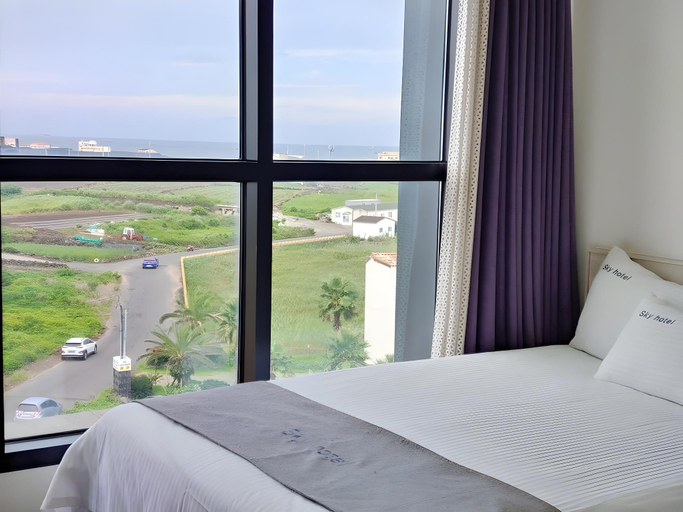 Bedroom 2, jeju skyhotel, Jeju