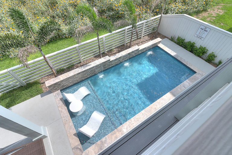 Sport & Beauty 2, BeachHouse Bliss, Nueces