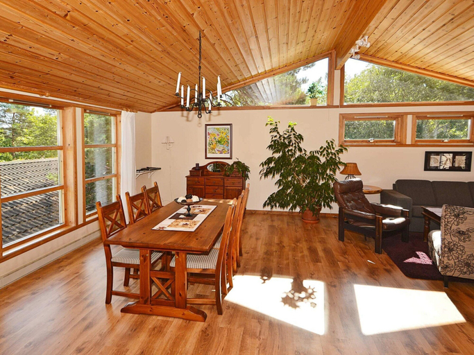 Others 5, 10 Person Holiday Home in Tvedestrand, Arendal