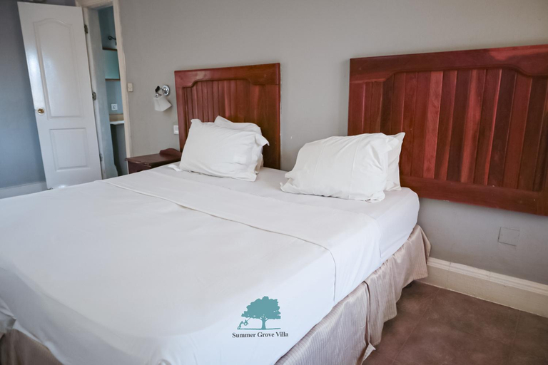 3, Summer Grove Villa, Kombo Saint Mary