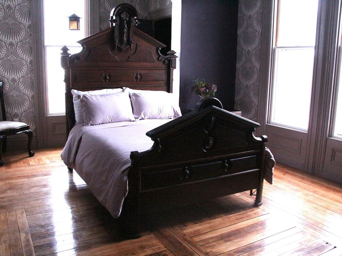 Bedroom 5, The Wedding Cake House, Providence