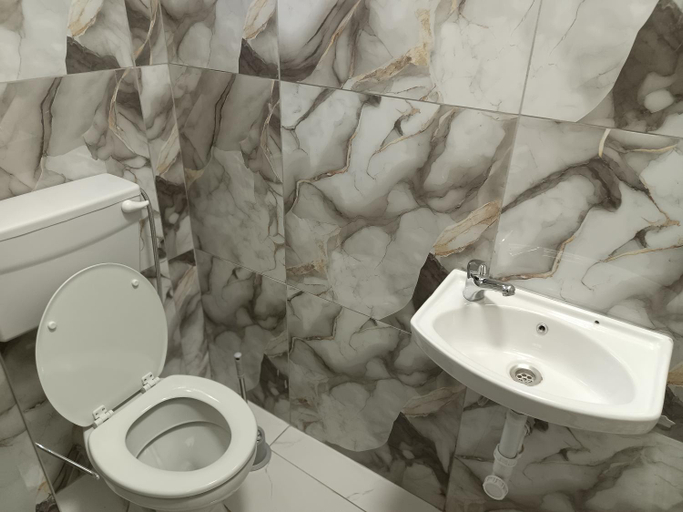 Bathroom 4, Spring forth guest house, City of Cape Town