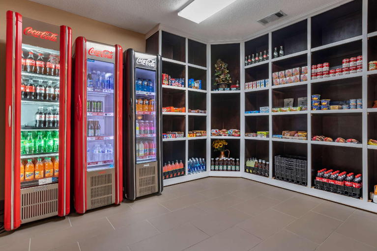 Food & Drinks, Comfort Inn, Tangipahoa