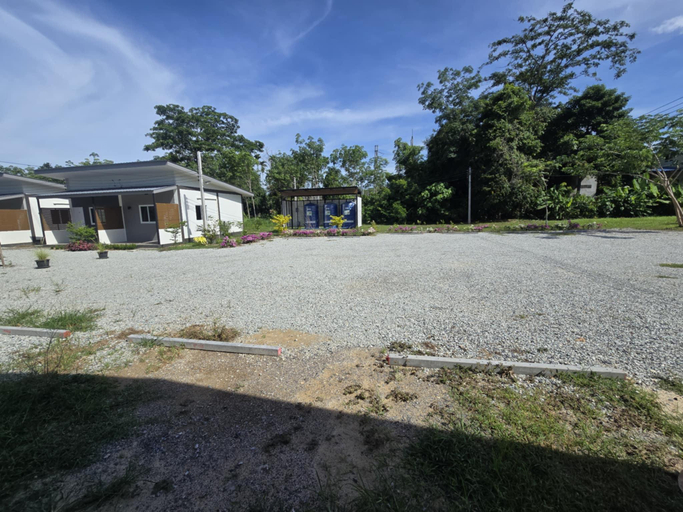 Parking lot, Wae Phak Stay Hostel@Khok Kloi, Takua Thung