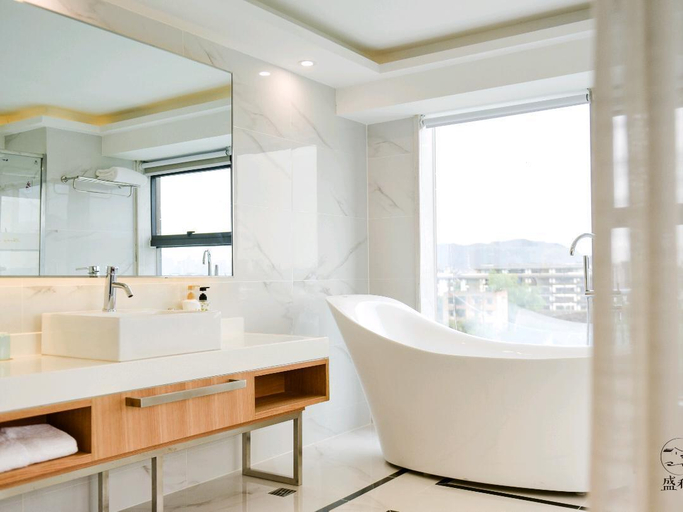 Bathroom 3, Sheng He Li Hotel, Suining