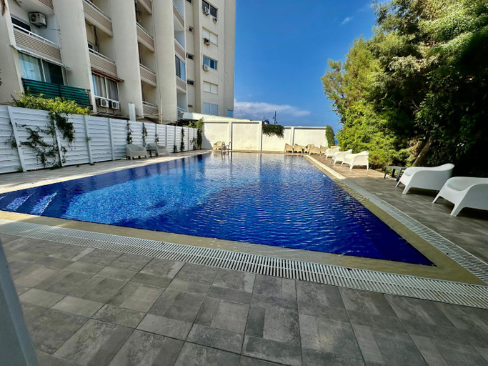 Sport & Beauty 3, Sea View 1BR With Pool Access, Larnaca