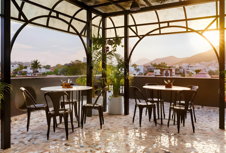 Food & Drinks, SUMMER STAYS BY UNIQUE CHOICE HOTELS PVT LTD , Udaipur