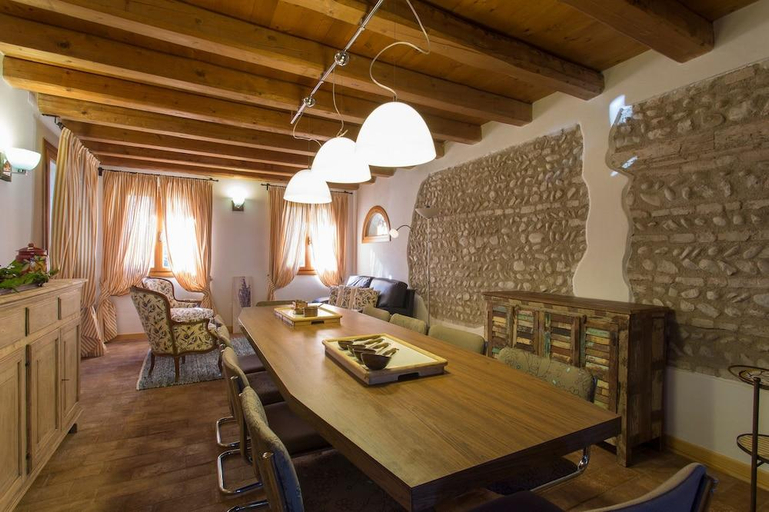Others 4, La Casa di Campagna, Treviso