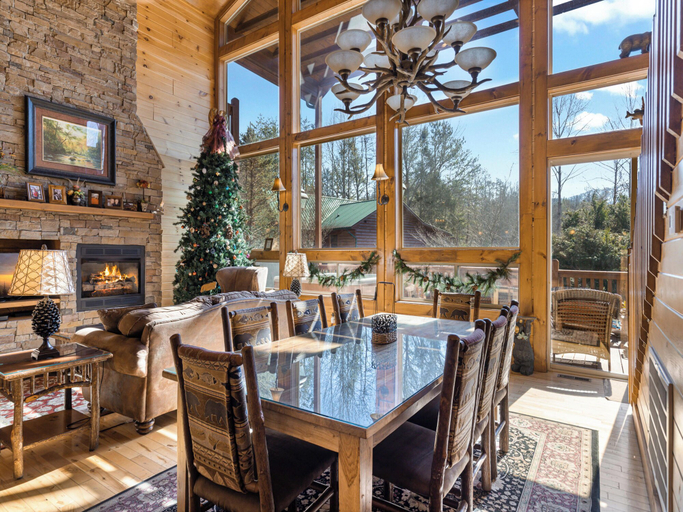 Food & Drinks 5, Rainbow's End by Jackson Mountain Rentals, Sevier