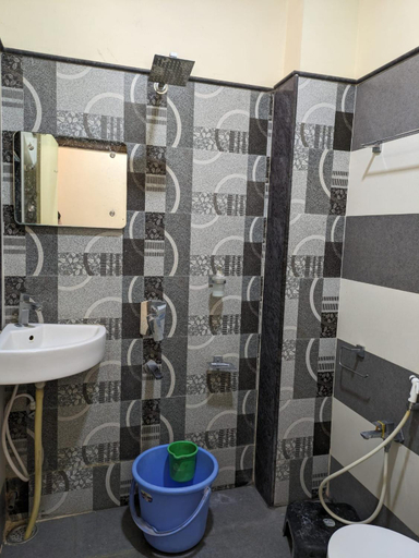 Bathroom 2, Vijayanagara Home Stay, Bellary