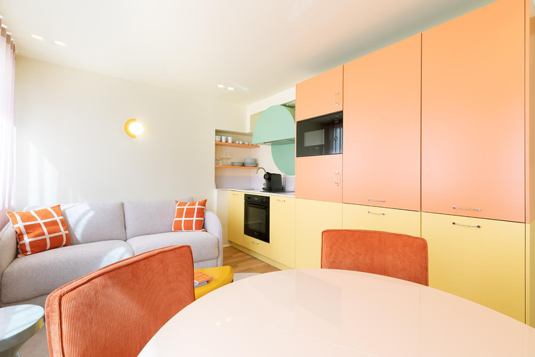 Others 5, Paris Home Collection - Serviced Apartments Champs-Elysees - Rue de Ponthieu, Paris