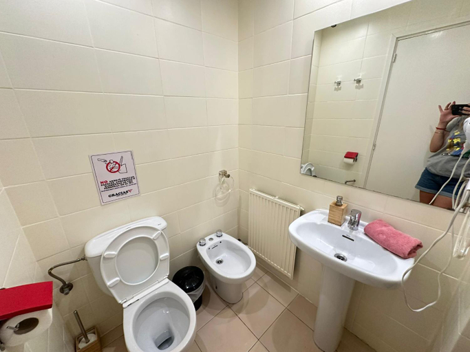 Bathroom 3, Habitaciones en la calle Paris, Barcelona