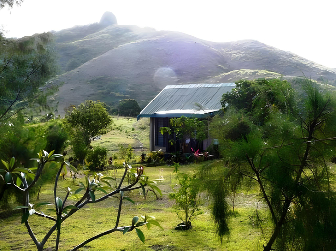 Others 4, Waitui Basecamp, Ba