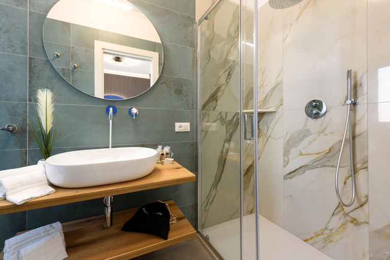 Others 5, Bedda Luna B&B, Trapani
