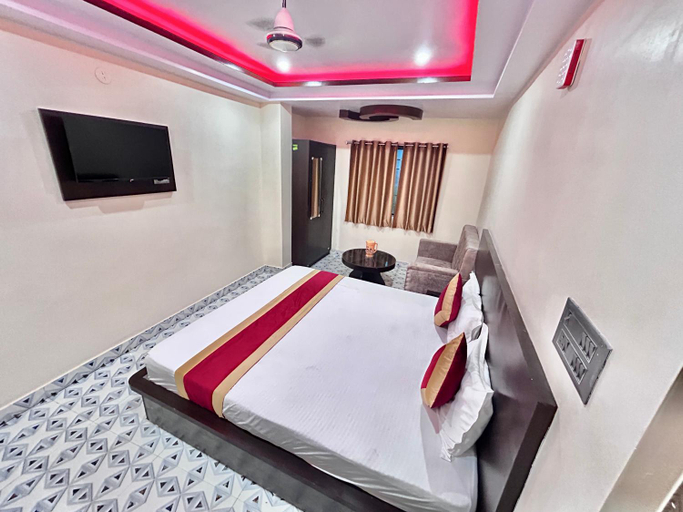 Bedroom 4, SS HOTEL, Gaya