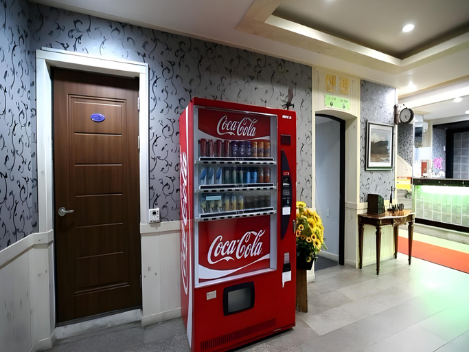 Food & Drinks 4, Sokrisan Grand Hotel, Boeun