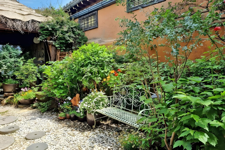 Others 3, Lee Taek-gu Sarangchae Private Pension, Jeonju