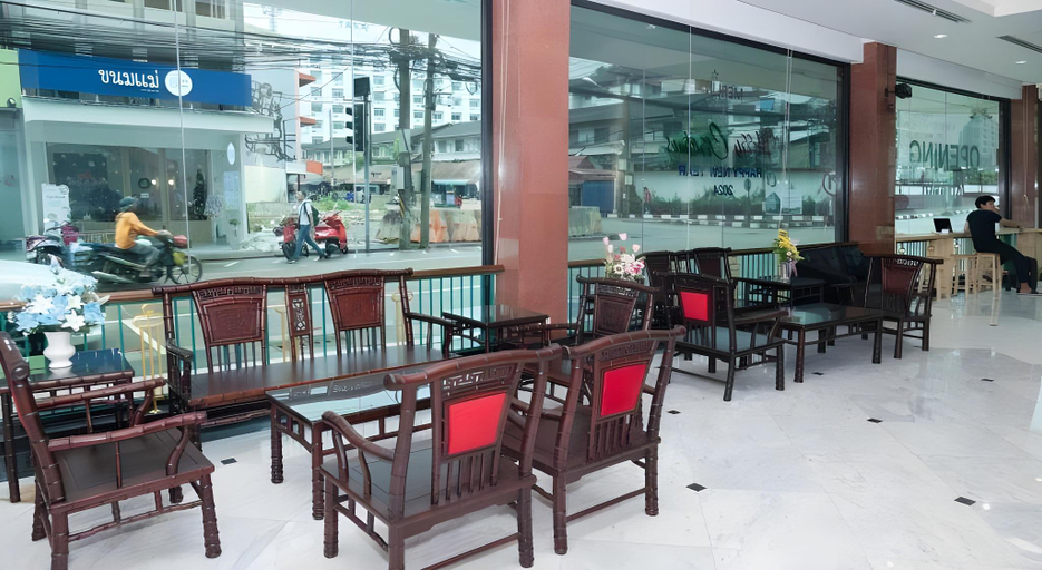 Food & Drinks, Merlin Hotel, Su-ngai Ko Lok