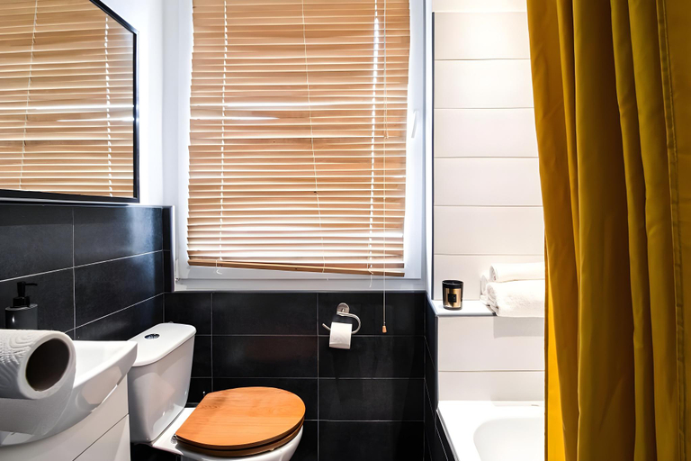 Bathroom 3, PiotrApartments, Warsaw