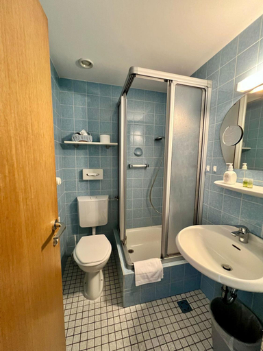 Bathroom 3, Hotel Haus Christa, Cochem-Zell