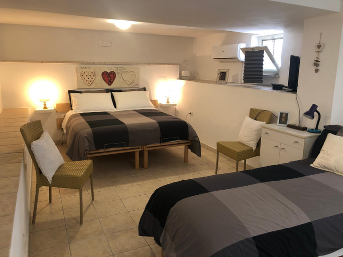 Others 2, Central Holiday Home Fondi, Latina