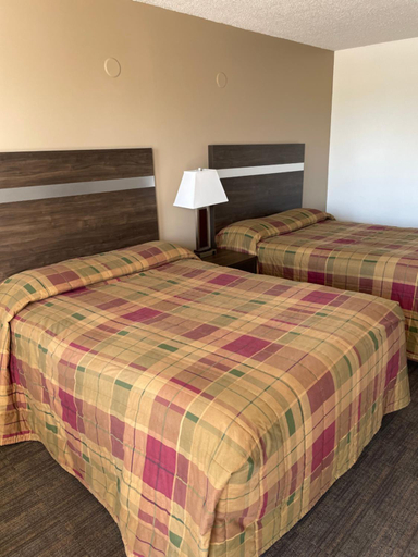 Others 3, Hilltop Motor Inn, Division No. 12