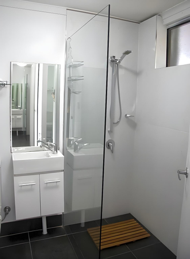 Bathroom 4, The Kooralbyn Valley, Beaudesert - Pt C