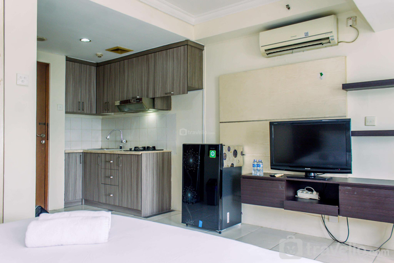 Bedroom 2, Nice and Comfort Studio Great Western By Travelio, Tangerang