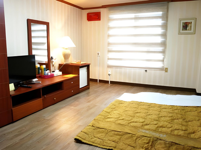 Bedroom 3, Kyungha Spa Hotel, Yuseong