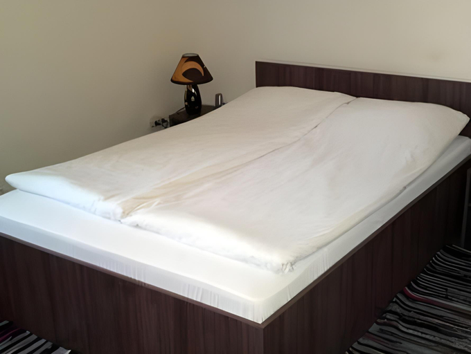 Bedroom 3, Avel Guest House, Stolichna