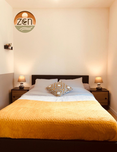 Bedroom 3, Les Gites de Chauvet, Hautes-Alpes