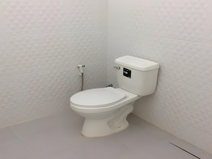 Bathroom 5, Kood Life, K. Ko Kut