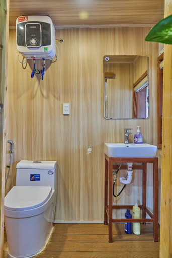 Bathroom 3, Lan Ha Floating Homestay, Cát Hải