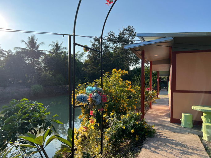 Others 4, Vanessa Guest House, Bung Kan