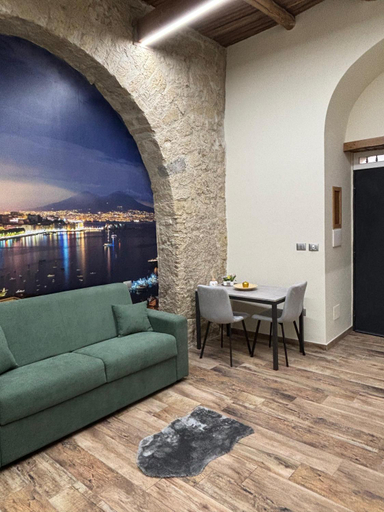 Others 3, Briante House, Napoli