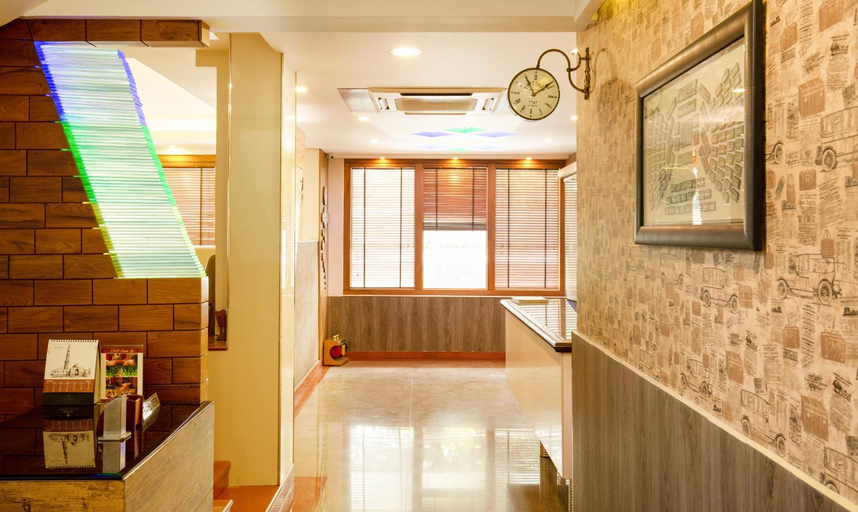 Public Area 3, Treebo The Qasr, Ernakulam