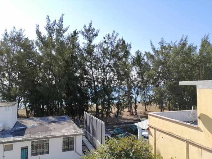 Others 5, Jasmin Apartments flic en flac, Black River