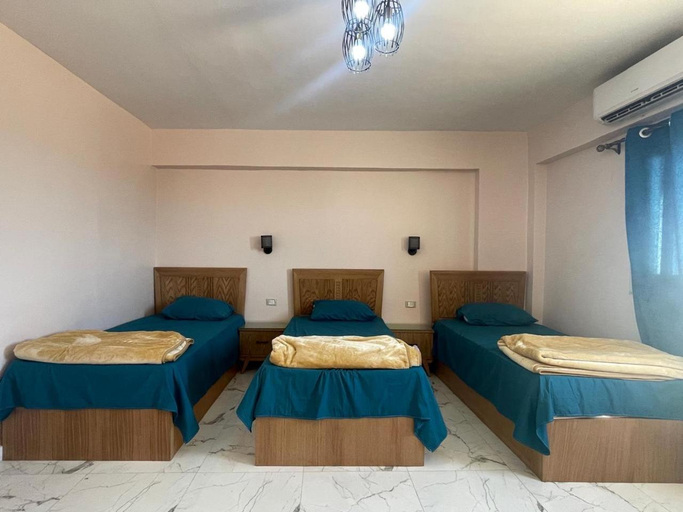 Bedroom 3, Golden Plaza Dahab Resort, Sant Katrin