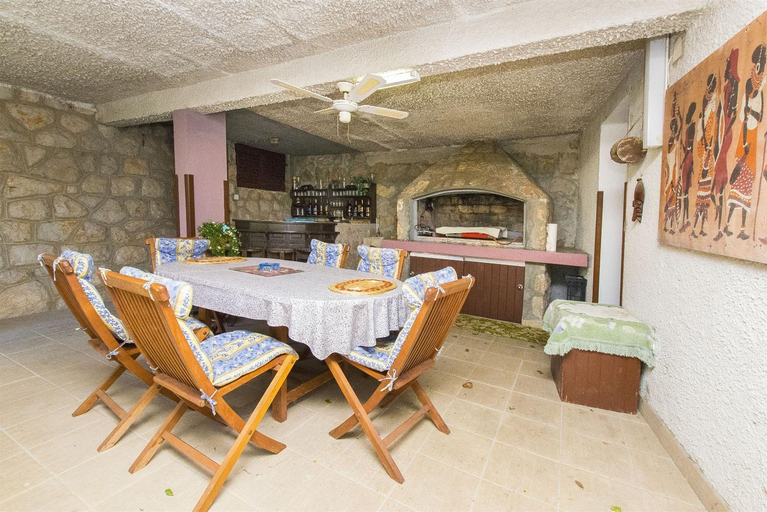 Others 2, Apartments Pavlina, Starigrad
